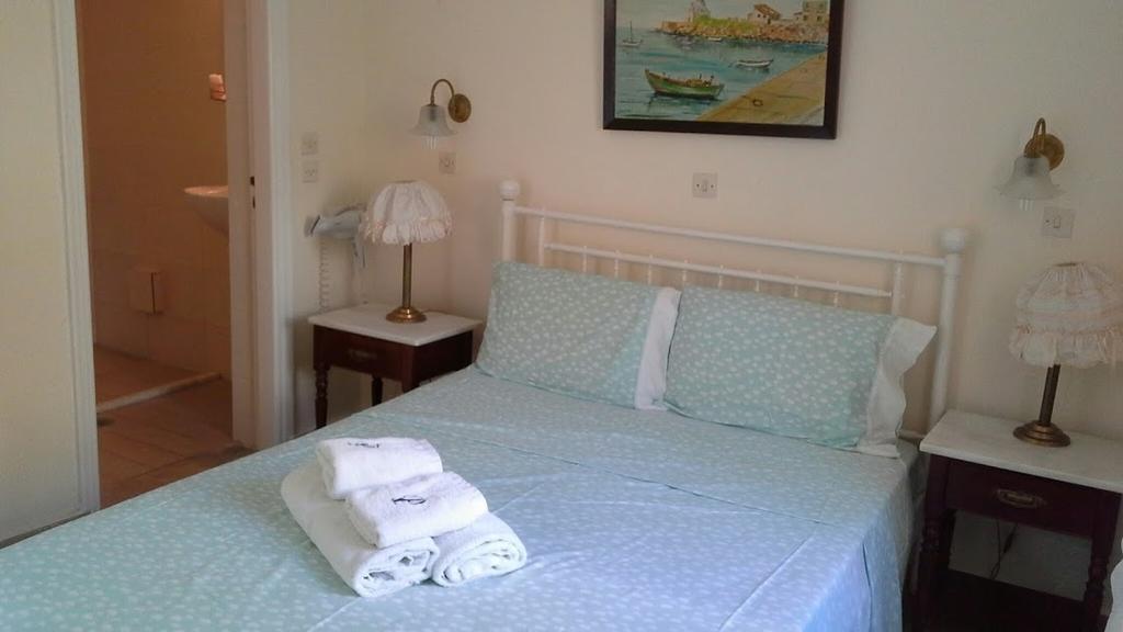 Aeginitiko Archontiko Apartment Aegina Ngoại thất bức ảnh