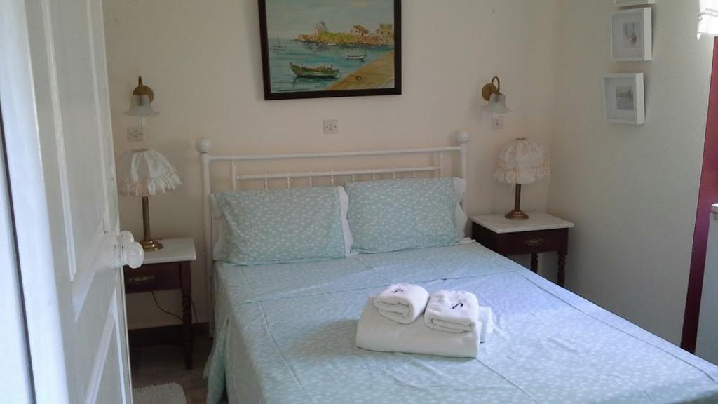 Aeginitiko Archontiko Apartment Aegina Ngoại thất bức ảnh
